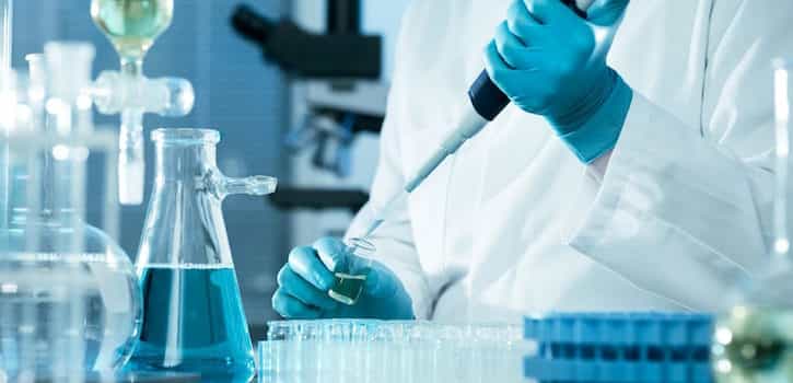 Qué es un riesgo biológico y cuáles son las medidas de prevención que se deben tomar