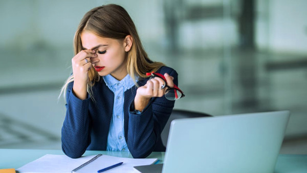 Carga mental y estrés como riesgos laborales que pueden sufrir los trabajadores de un hotel