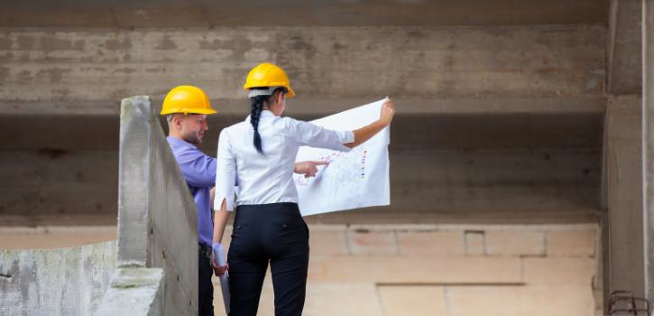 ¿Cuáles son las funciones de un jefe de obra y qué formación requiere?
